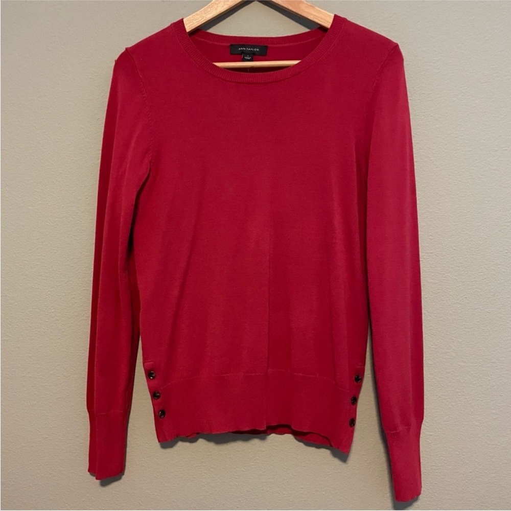 Ann Taylor Side Button Sweater In Harissa Red - Size Small